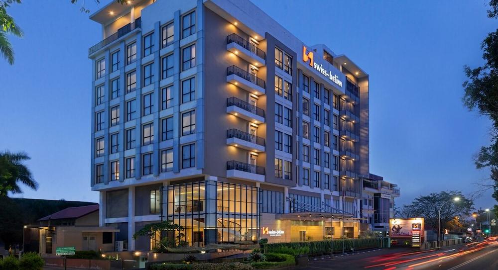 Swiss-Belinn Gajah Mada Medan Exterior foto