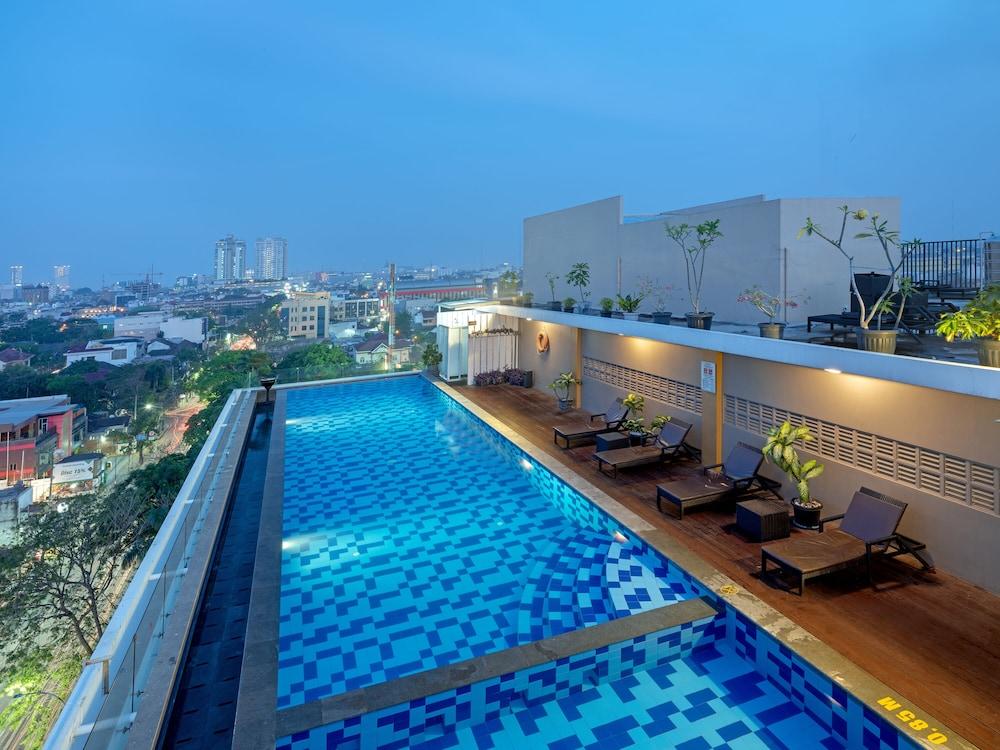 Swiss-Belinn Gajah Mada Medan Exterior foto