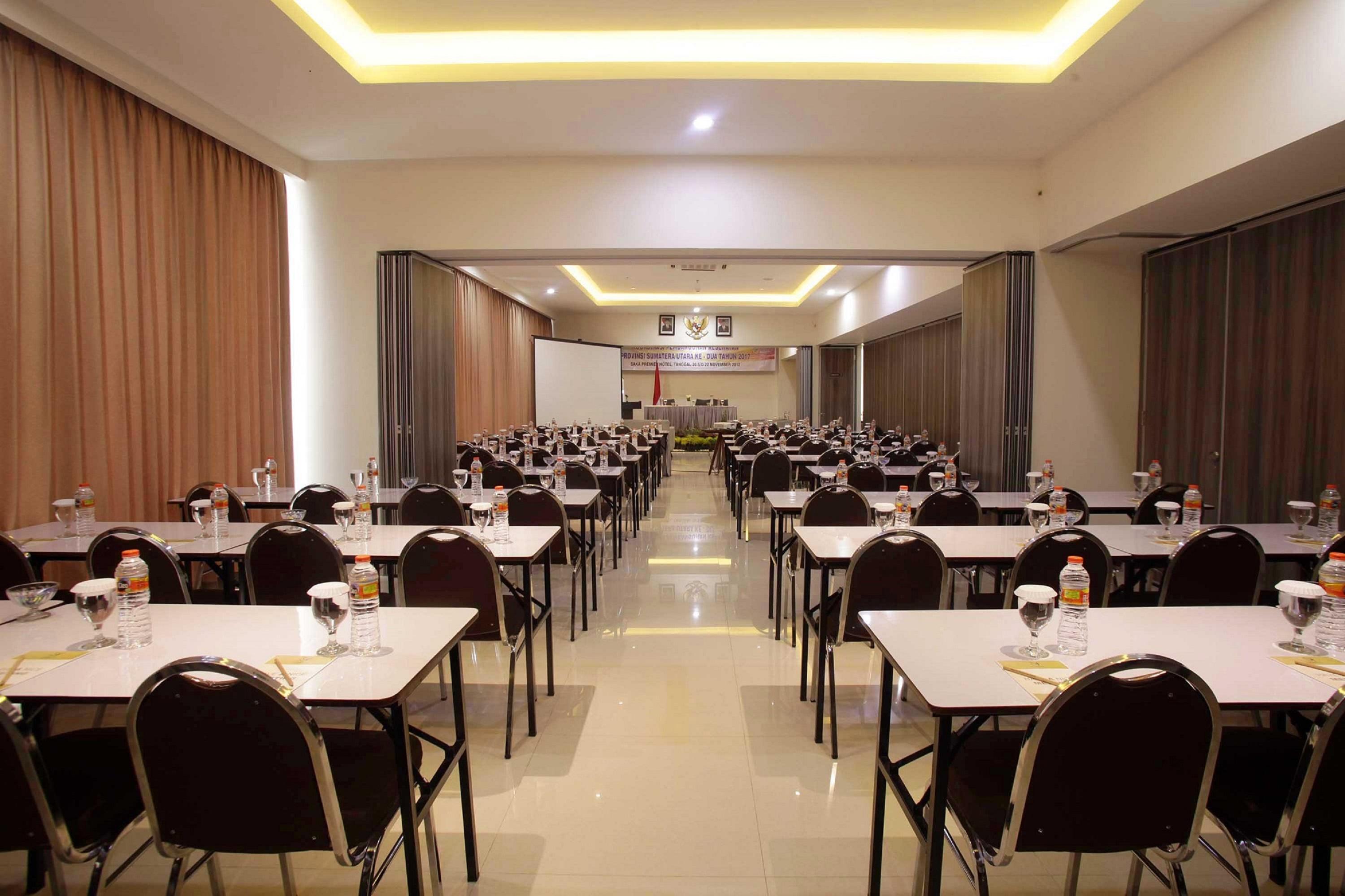 Swiss-Belinn Gajah Mada Medan Exterior foto