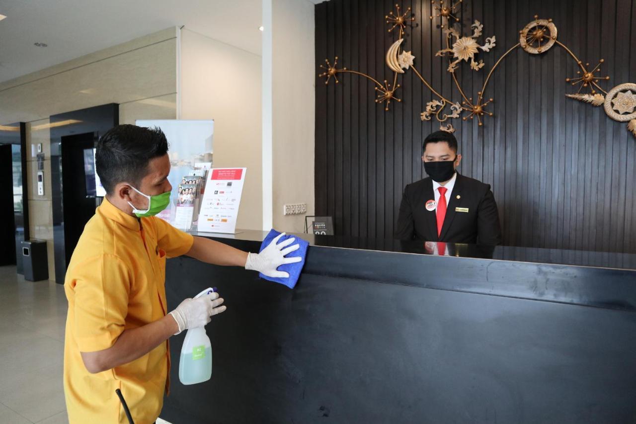 Swiss-Belinn Gajah Mada Medan Exterior foto