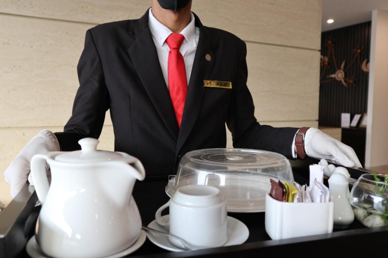 Swiss-Belinn Gajah Mada Medan Exterior foto